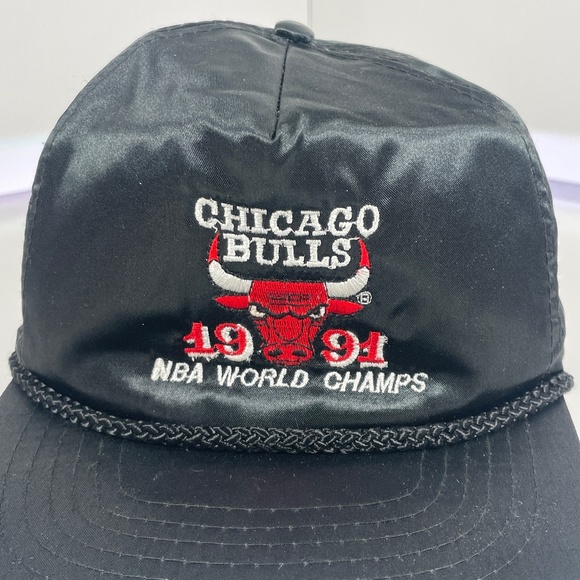 Chicago Bulls World Champions 1991 Black Vintage Nylon Ama Pro Hat Cap SnapBack - Picture 2 of 7
